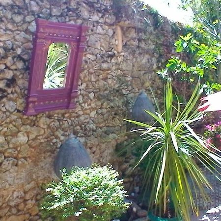 Le Domaine De La Lezardiere B&B Espiet Eksteriør billede
