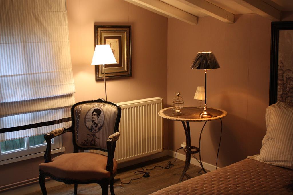 Le Domaine De La Lezardiere B&B Espiet Værelse billede